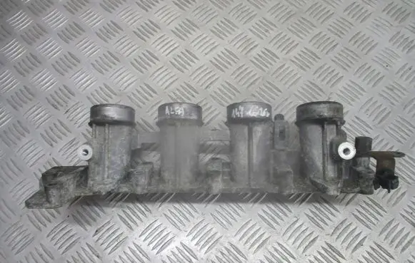 Alfa Romeo 147 Intake manifold