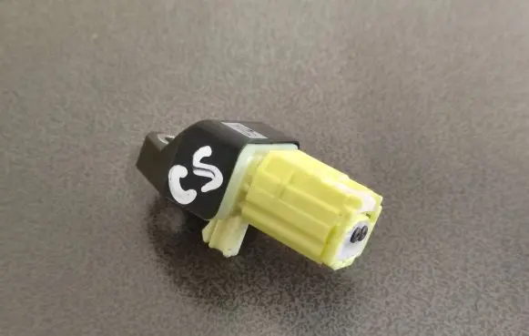 Lexus RX 450H Airbag deployment crash/impact sensor 8983147050