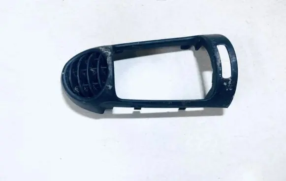 Mercedes-Benz CLC CL203 Dash center air vent grill 54840 5484-0