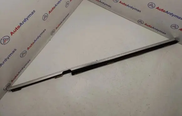 BMW 5 E34 Rear door glass trim molding 51221944718