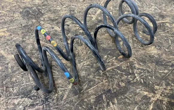 Opel Grandland X Rear coil spring