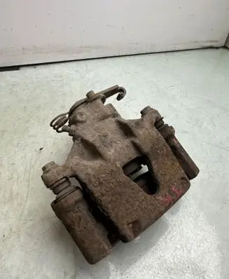 Renault Master II Rear brake caliper 4567