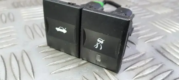 Traction control (ASR) switch