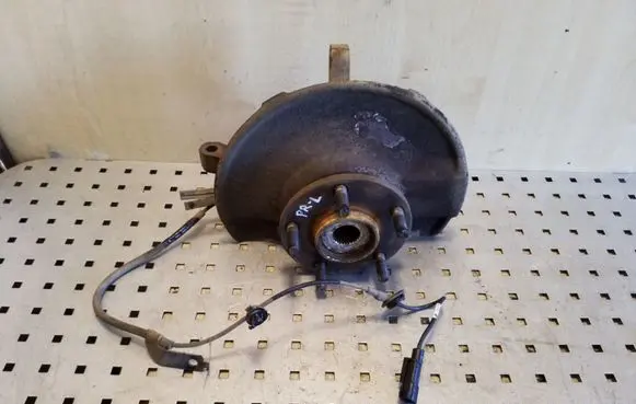 Peugeot 4007 Front wheel hub