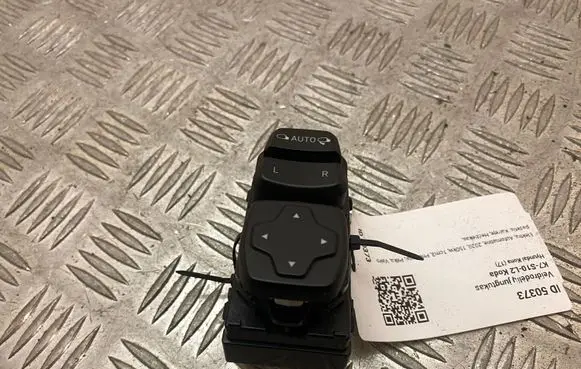 Hyundai Kona I Wing mirror switch 3K54801000