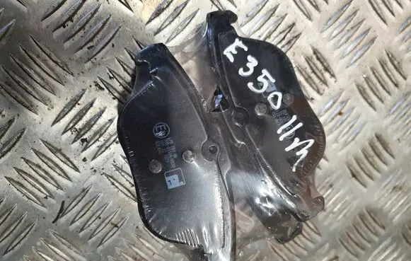 Mercedes-Benz E C207 W207 Brake pads (rear) 101221079