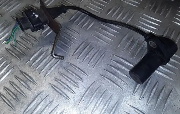 Honda CR-V Crankshaft position sensor 0281002659