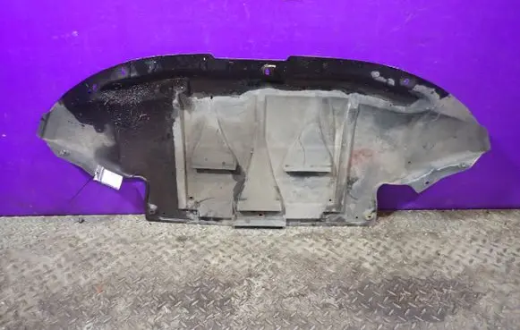 Audi A4 S4 B5 8D Engine splash shield/under tray 8D0863823