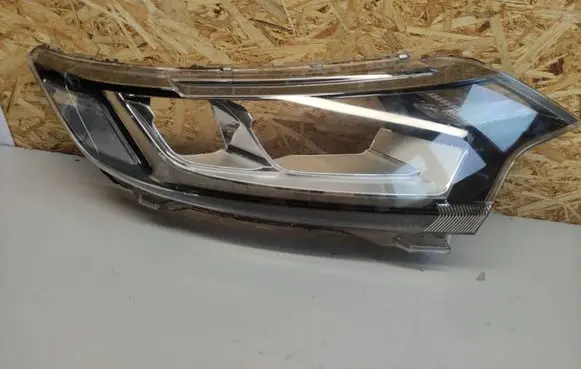 Mitsubishi Outlander Headlight lense 