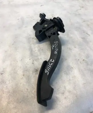 Mitsubishi Eclipse Cross Accelerator throttle pedal 1600a116