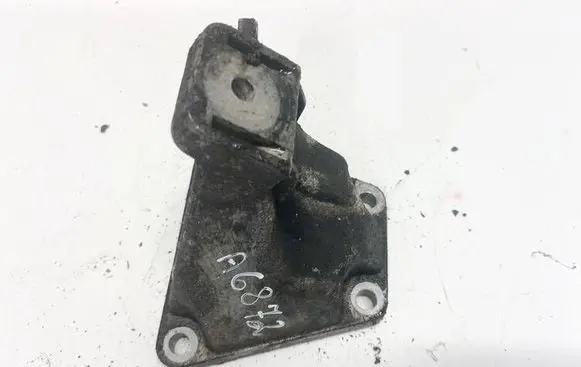 Audi A6 S6 C5 4B Engine mounting bracket 4b0199308