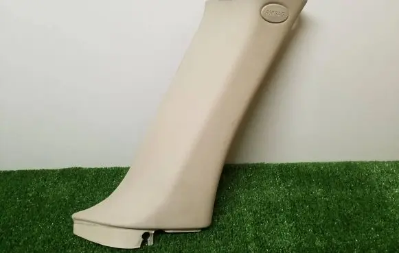 Land Rover Range Rover Sport L320 (C) pillar trim AH32243W11AAW 631240102 356292
