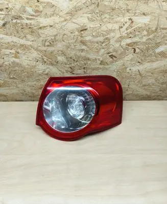 Volkswagen PASSAT B6 Rear/tail lights