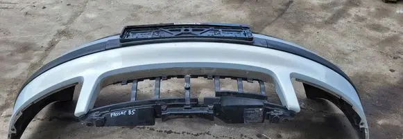 Volkswagen PASSAT B5 Front bumper 