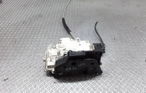 Seat Ibiza IV (6J,6P) Rear door lock 3C4839016A