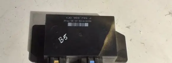 Volkswagen PASSAT B5 Comfort/convenience module 1J0959799J