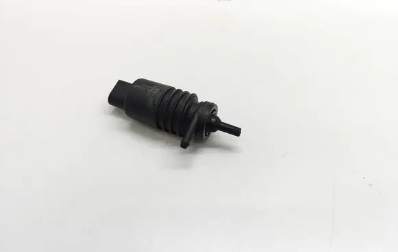 BMW 5 E60 E61 Headlight washer pump 2014073101