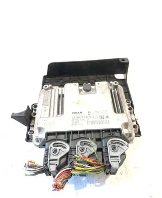 Citroen C5 Engine control unit/module 9656945380 9653958980 0281011561