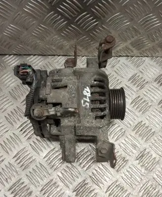 Toyota Yaris Generator/alternator 270600Q040