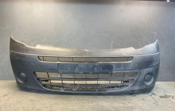 Renault Kangoo II Front bumper 8200436678 8200501560