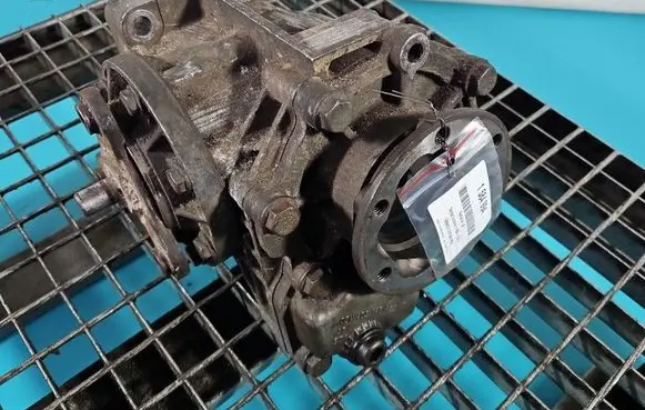 Skoda Octavia Mk1 (1U) Gearbox transfer box case 02M409148A IMPRK1584994