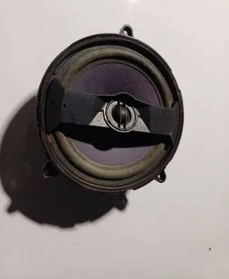 Audi A3 S3 8L Front door speaker