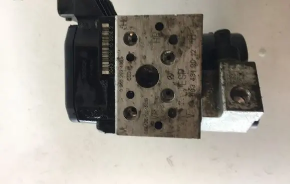 Mercedes-Benz E W210 ABS Pump 0265202436 0043001161050163