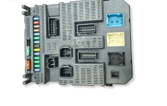 Peugeot 207 CC Comfort/convenience module 9663798380 0180641010807 1979531070807