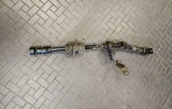 Jeep Grand Cherokee (WK) Steering column universal joint 55315081AD 17205