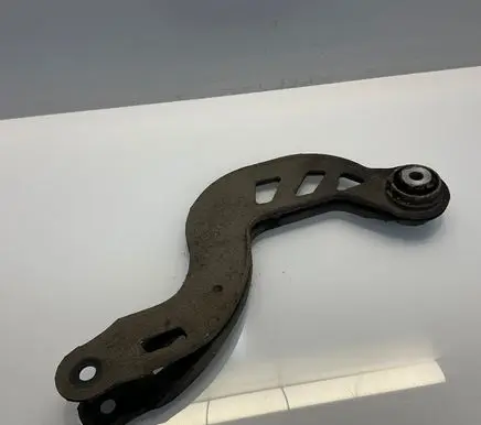 Mercedes-Benz B W246 W242 Rear control arm A2463501006 2463501006