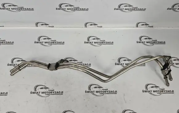 Volvo V70 Fuel line pipe