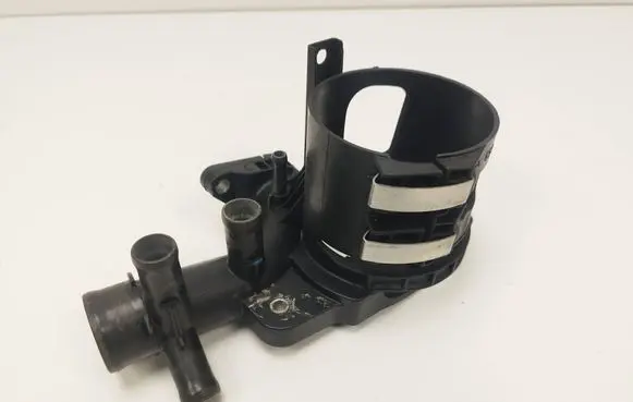 Mercedes-Benz E W212 Fuel filter bracket/mount holder A6512001056