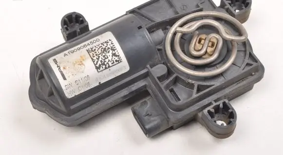 Mercedes-Benz AMG GT R190 C190 Electric throttle body valve A1909064500