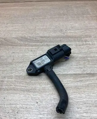 Audi A4 S4 B8 8K Exhaust gas pressure sensor 059906051A 0281006006 WITHPLUG