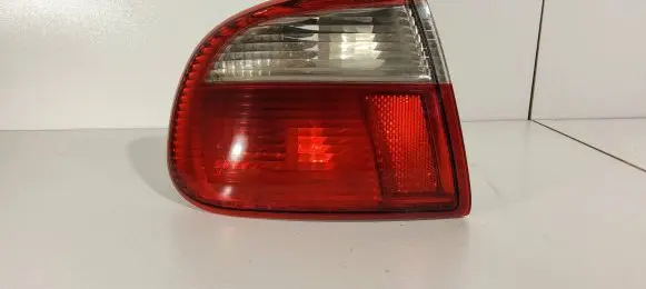 Seat Toledo II (1M) Rear/tail lights 1M5945095B S9110S
