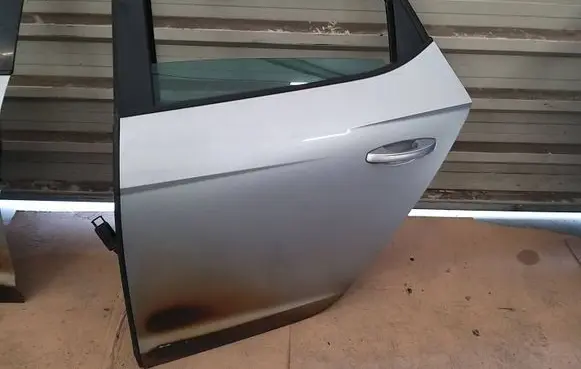 Seat Leon (5F) Rear door