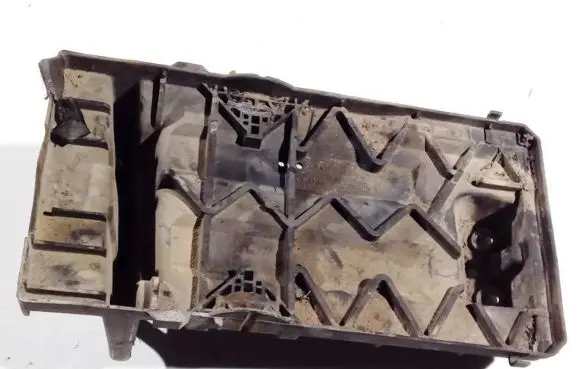 Battery box tray