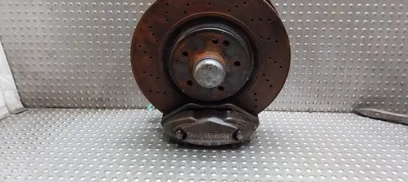 Mercedes-Benz C W203 Front wheel hub spindle knuckle 20901