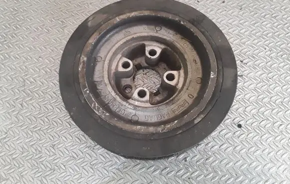 Audi 80 90 S2 B4 Crankshaft pulley 028105243K