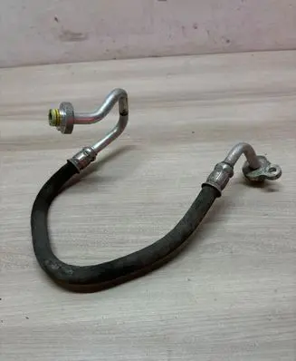 Volvo S90, V90 Air conditioning (A/C) pipe/hose