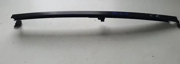 Mazda 3 II Rear door windshield rail 