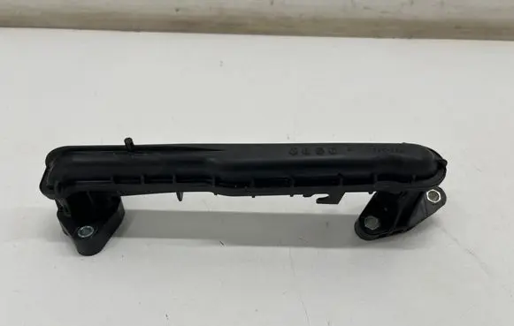 Lexus ES 300h (7th Gen) Breather/breather pipe/hose 