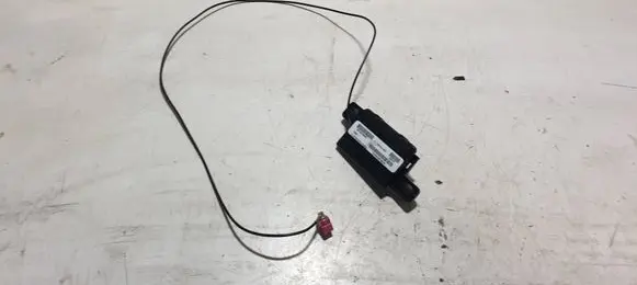 Dodge Durango III Antenna control unit 10310J1404 P68185768AD 5197591526103724