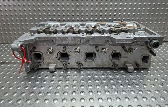 Opel Corsa D Engine head S26279587 55193111