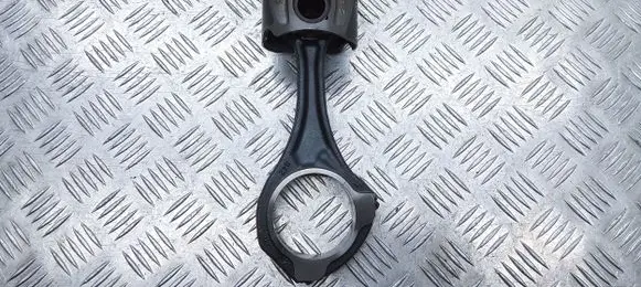 Mercedes-Benz Sprinter W906 Piston with connecting rod