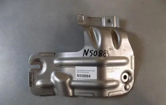 Exhaust heat shield