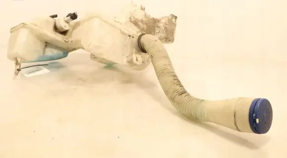 Peugeot 308 Windshield washer fluid reservoir/tank 9681207380