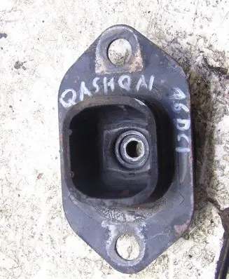 Mazda CX-5 Gearbox mounting bracket 1111