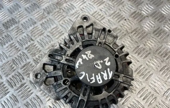 Renault Trafic II (X83) Generator/alternator