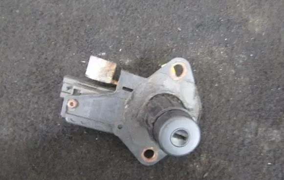 Renault Laguna I Tailgate/trunk/boot exterior handle